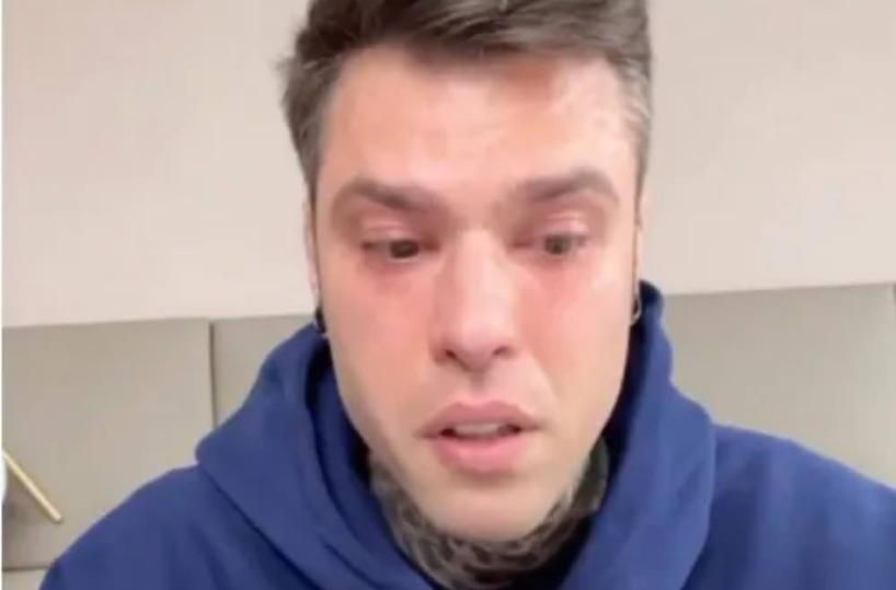 Fedez in lacrime annuncia su Instagram: «Ho una grave malattia»
