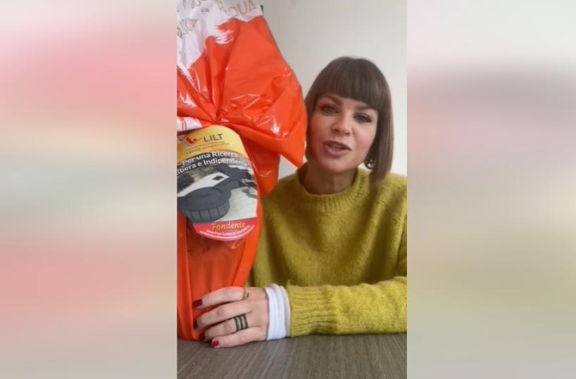 Lecce, tornano le uova di Pasqua in piazza contro i tumori: la testimonial è Alessandra Amoroso