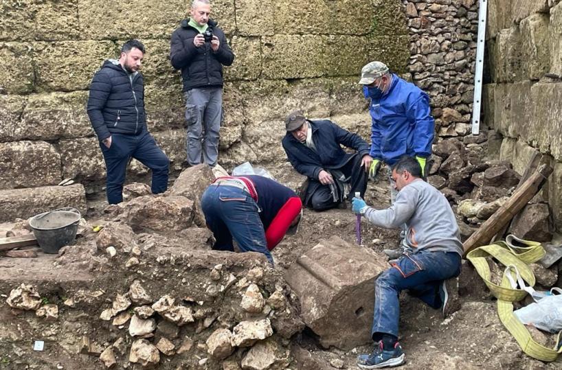Castro, trovata nuova parte della statua di Minerva
