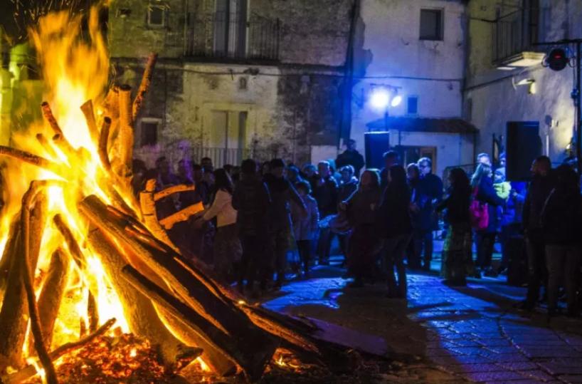 Il grande ritorno delle «Fanoje» a Monte Sant'Angelo