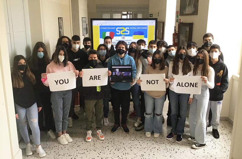 «You are not alone», studenti leccesi creano gemellaggio sul web con le classi in Ucraina