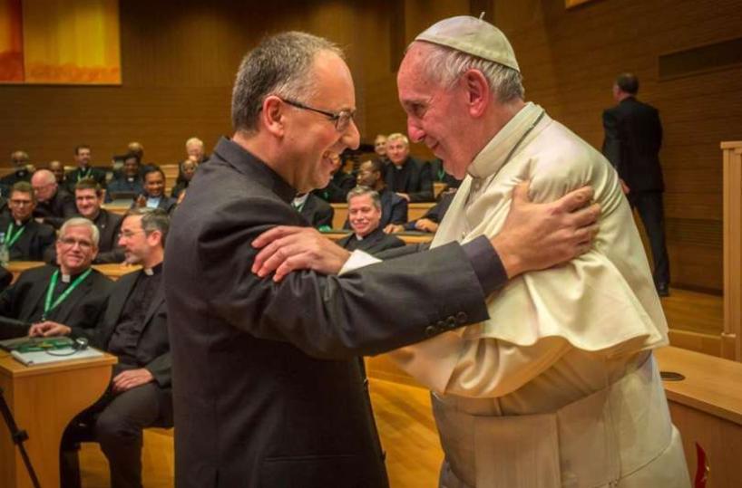 Padre Spadaro: «Fermatevi! Nei cuori costruiamo la pace»