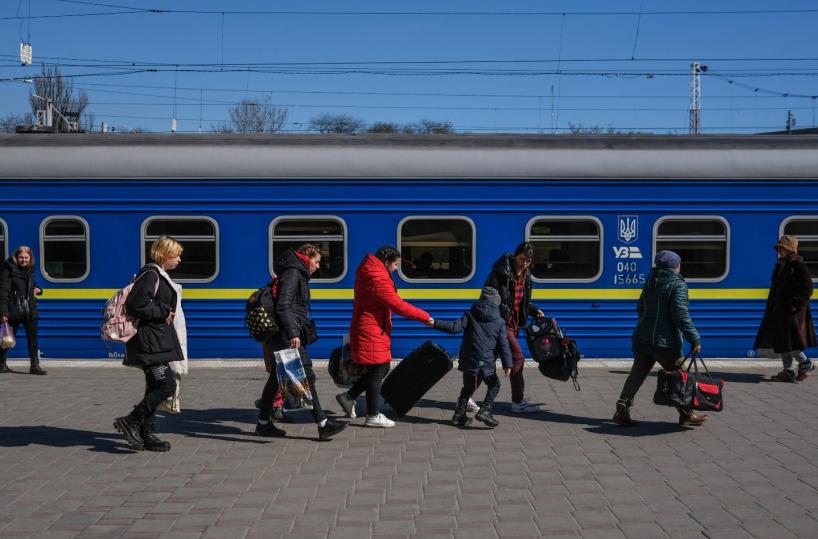 Puglia, arriva il bando per accogliere i profughi dall'Ucraina