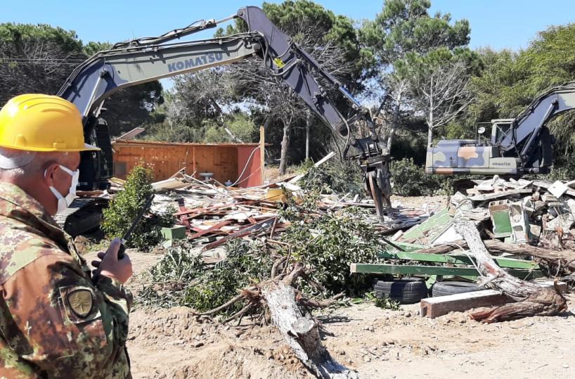 Le ruspe  sugli abusi edilizi per ripristinare la legalità nel Materano