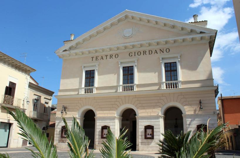 Il teatro, Foggia e la partecipazione
