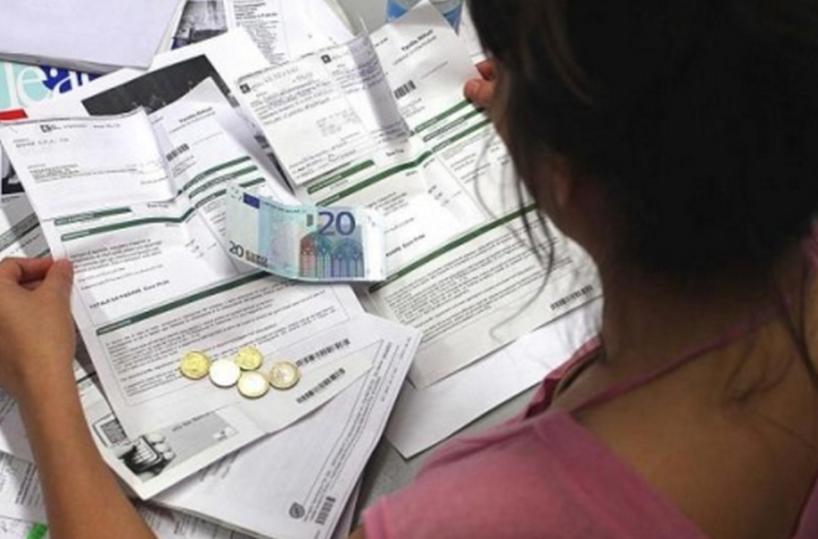 L&rsquo;incapacit&agrave; della politica di decidere sull&rsquo;energia: il caso del decreto bollette