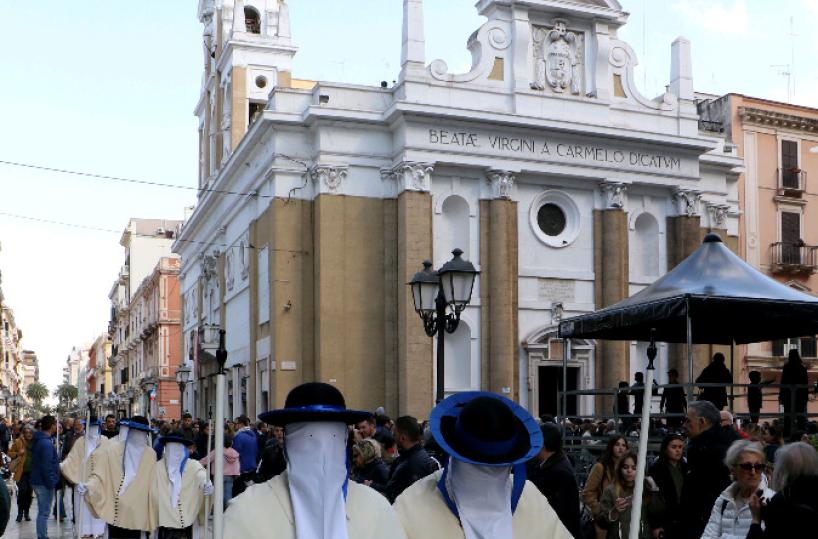Taranto chiesa vergine del Carmine