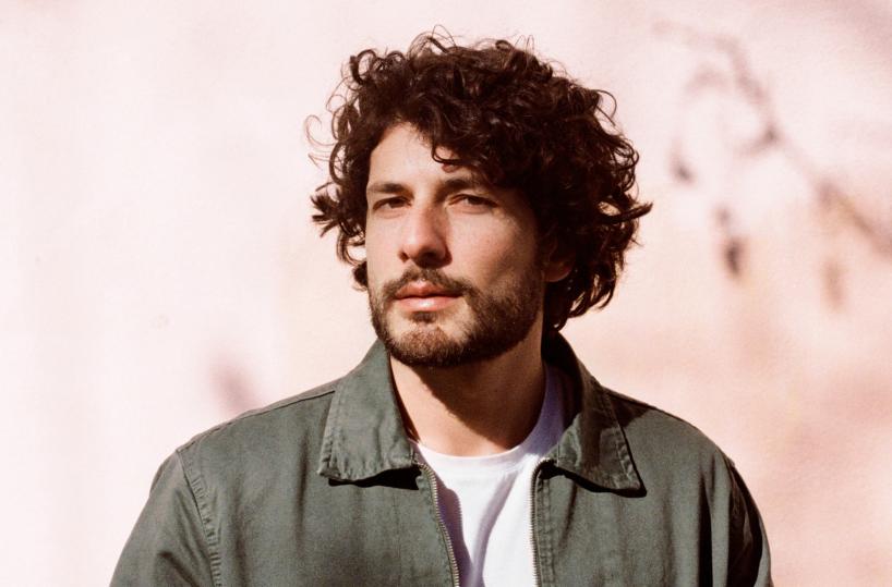 &laquo;Ko Lanta&raquo;, uscito il nuovo disco di Mattia Pellicoro: sogni, amore, viaggi e libert&agrave;