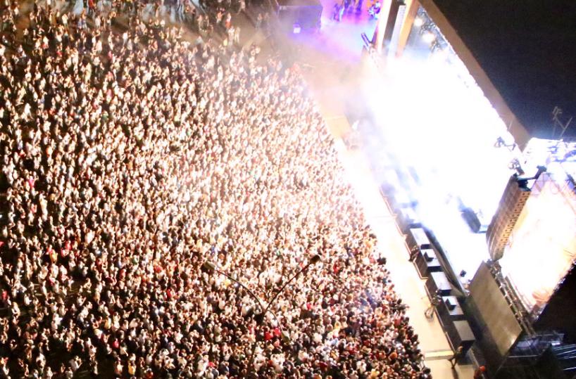 Medimex, la grande musica torna a Bari e Taranto: concerti di Nick Cave & The Bad Seeds e dei Chemical Brothers