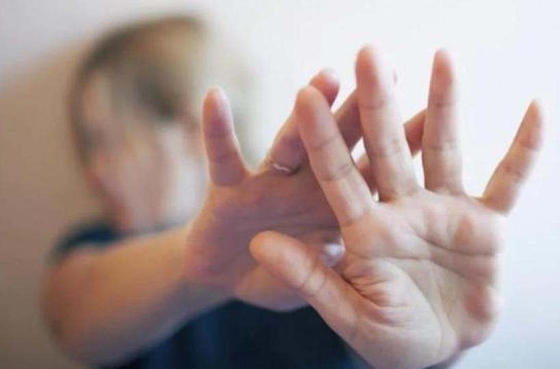Taranto, violenze sessuali su 4 bimbi disabili: mamma in carcere con altre 2 persone