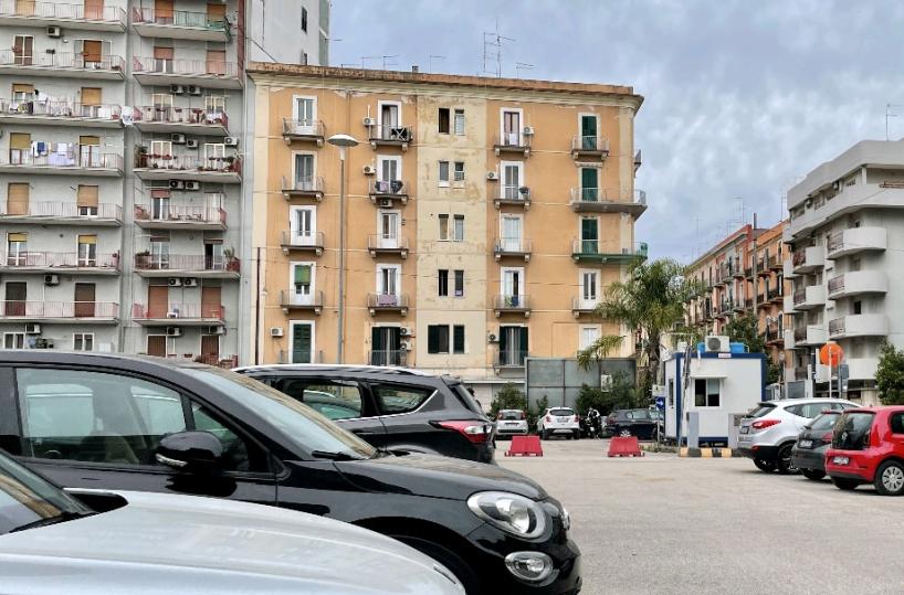 L’area parking di via Oberdan, Taranto