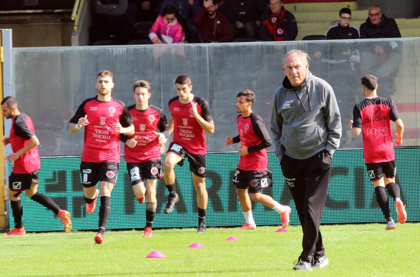 La furia di Zeman: «La serie C è irregolare con l'esclusione del Catania»