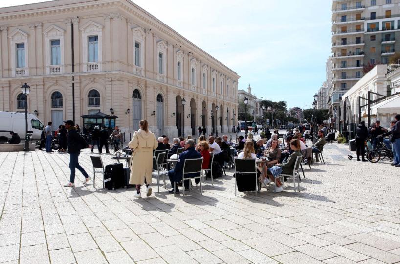 A Bari Pasqua col pienone: «Quasi come a luglio»