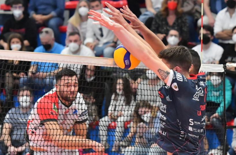 Lagonegro infastidisce la capolista ma si inchina a Bergamo: ko per 3-1