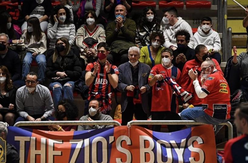 Taranto, la società chiama i tifosi per la sfida-playoff con Piacenza