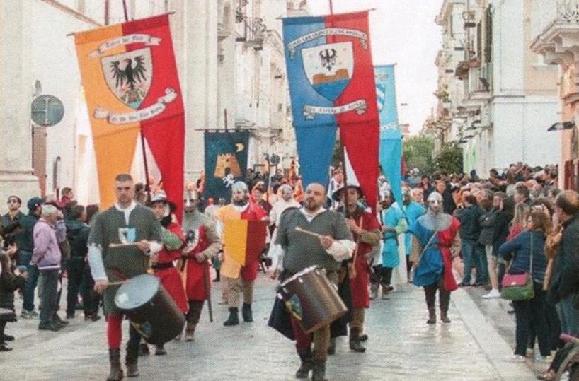 Manfredonia, il corteo storico