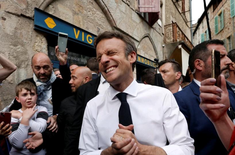 Macron, 2022