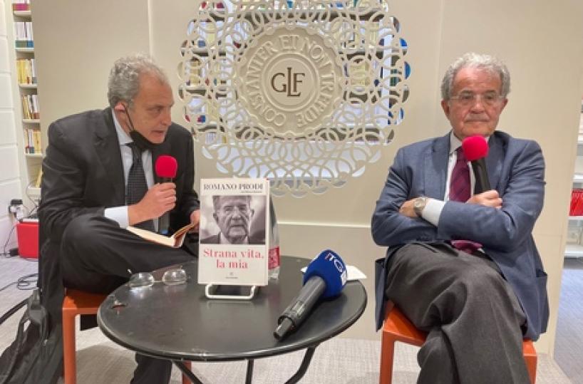 Prodi a Bari: «Ucraina? Europa unita sarebbe protagonista per la soluzione della guerra»