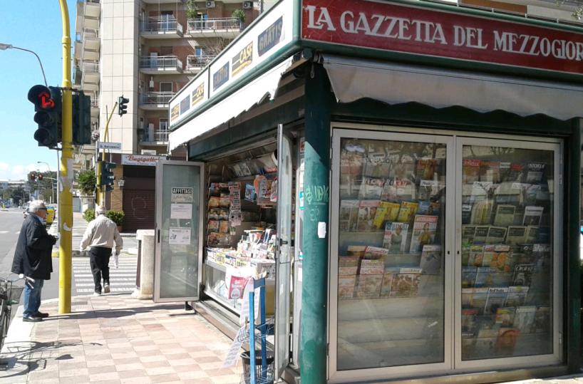 La seconda vita delle edicole: giornali e servizi ai cittadini