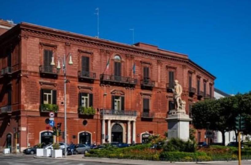 Alunno di Foggia con disturbi, il Tar accoglie ricorso contro la settimana corta