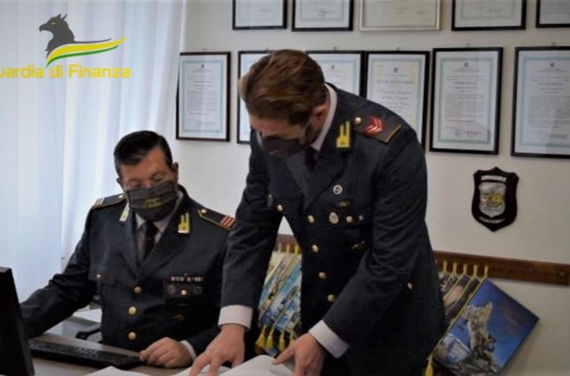 Raccolta rifiuti nel Barese: GdF scopre un giro di appalti truccati per 120 milioni, 8 indagati