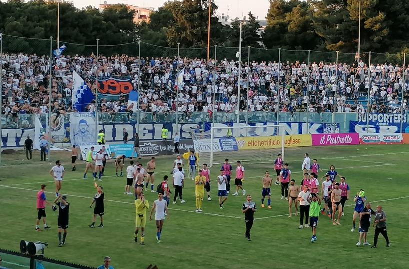 Calcio, Andria verso la cessione: pronto un gruppo di imprenditori italiani