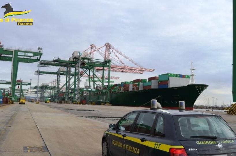Taranto, 450mila litri di prodotto petrolifero sequestrati al porto: concluse le indagini