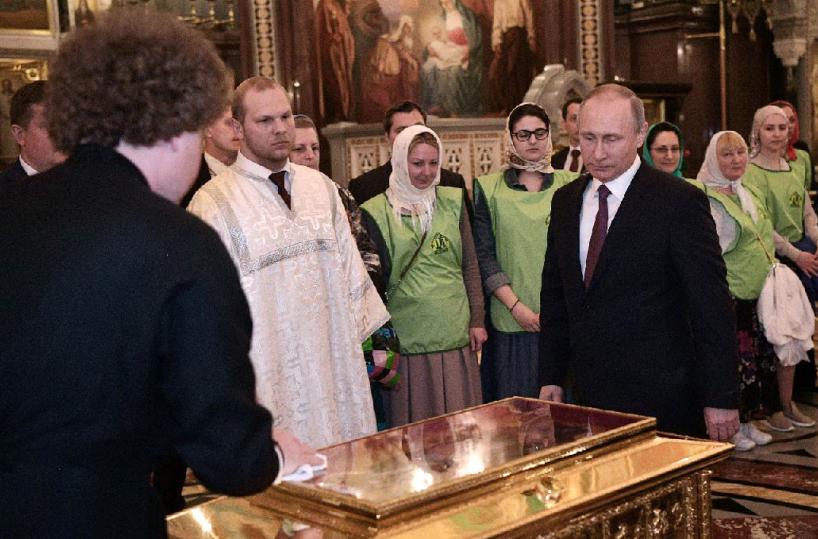 Putin e la reliquia di San Nicola