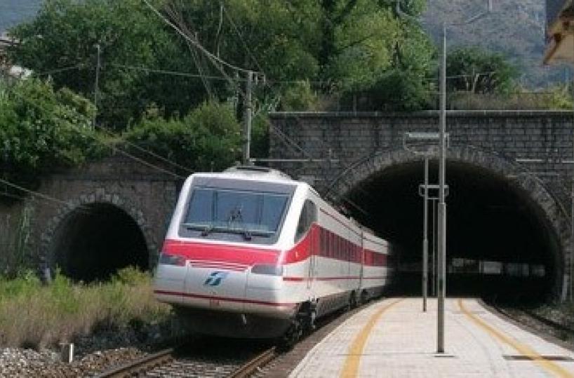 Merra: «Anche gli intercity fermeranno a Maratea»