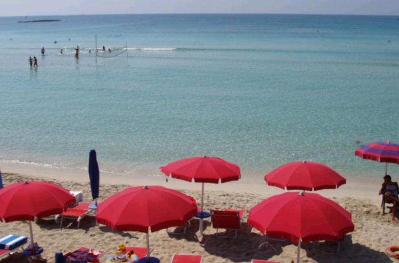 Estate: c'è voglia di vacanze, ma attenzione alle truffe online. I raggiri sul web