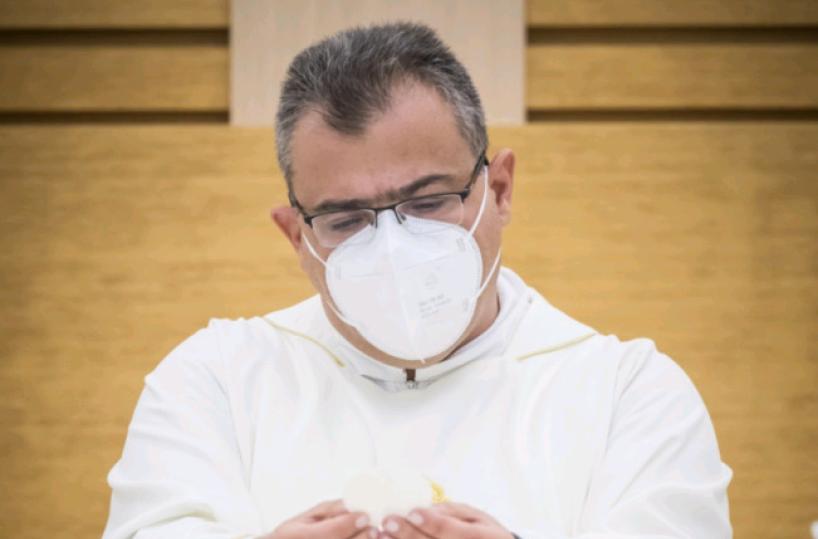 Il parroco: «A Scanzano Jonico va estirpata la malerba»