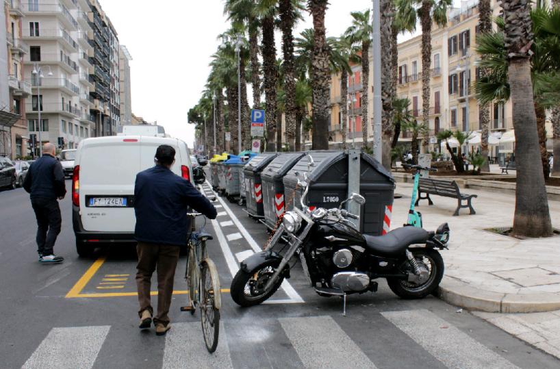 La proposta: a Bari manager in bici contro i problemi di viabilità