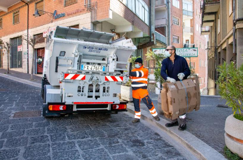 Potenza, raccolta rifiuti, netturbini