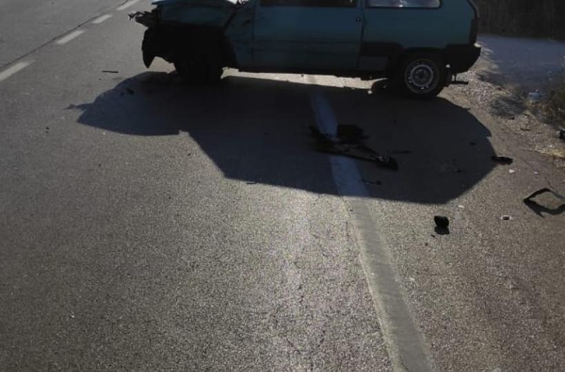 Brindisi, impatto tra auto e moto: ferito il centauro
