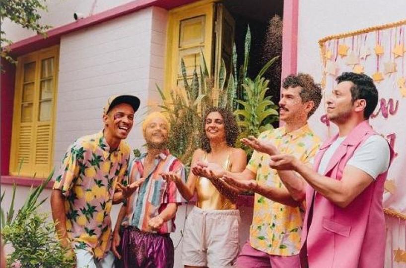 Dal Brasile al sud Italia, tornano in tour i Graveola e o Lixo Polifônico