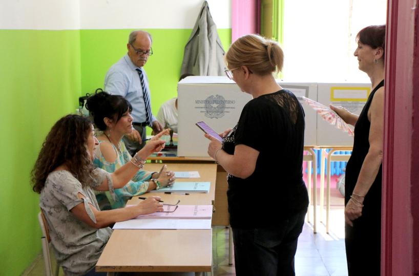 Elezioni, affluenza definitiva nel Tarantino pari al 57,5%, in calo
