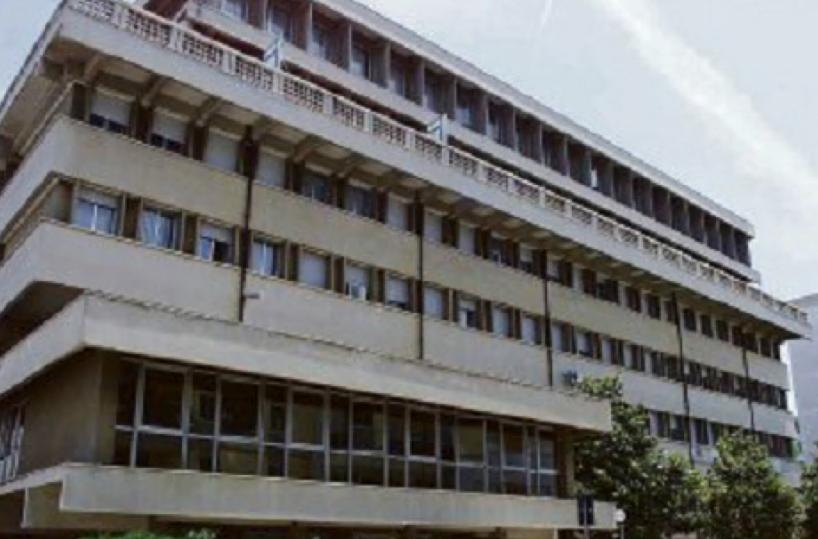 Brindisi, uffici e ambulatori dell'Asl senza bagni
