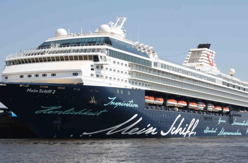 Crociere: Taranto accoglie nave tedesca Mein Schiff Herz