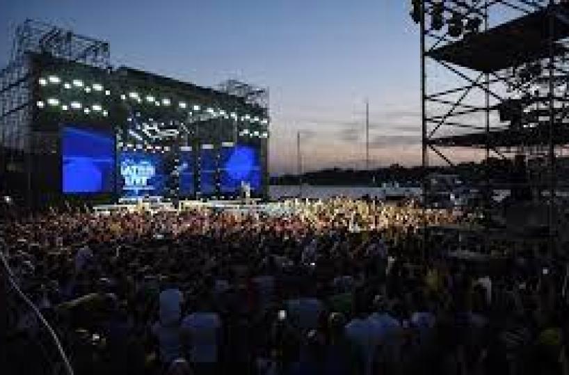 A Bari i primi «Battiti Live» sul palco Mannoia Nek e Britti