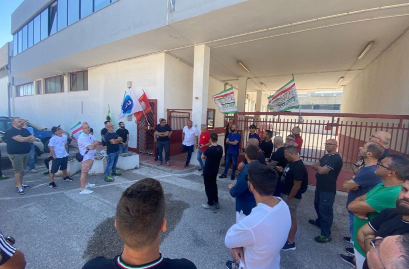Brindisi, vertenza Dema e Dar: martedì un tavolo in Prefettura