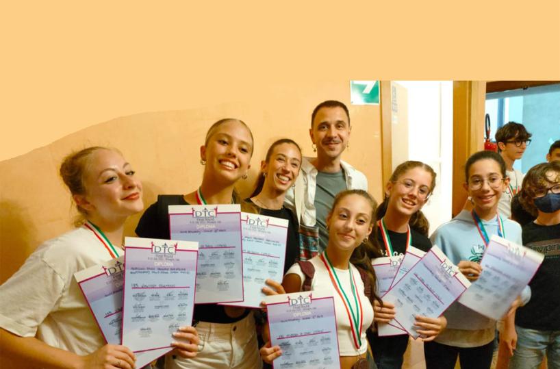 I danzatori di Modugno trionfano all' «International Dance Talent Competition» di Mesagne