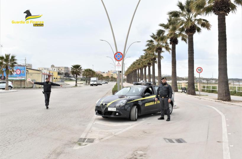Non versa l'Iva: sequestrati terreni, contanti e 2 grosse auto a imprenditore nella Bat