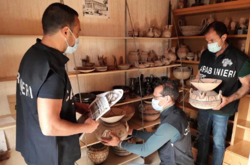 Traffico di beni culturali, i Carabinieri restituiscono oltre 2mila opere 