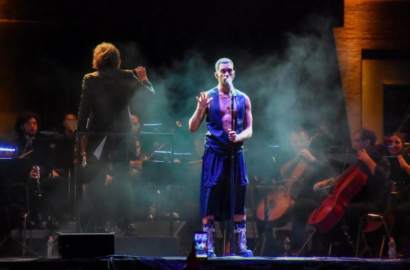 Mahmood, a Matera speciale tappa del tour con l'Orchestra della Magna Grecia