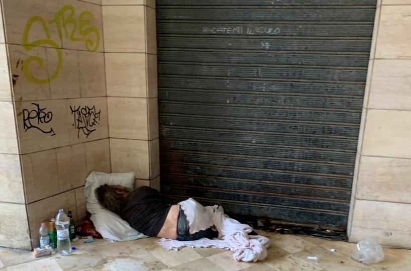 Senza fissa dimora, programma nelle citt&agrave; metropolitane. L'appello del sindaco di Bari: &laquo;Ora si dia concretezza&raquo;
