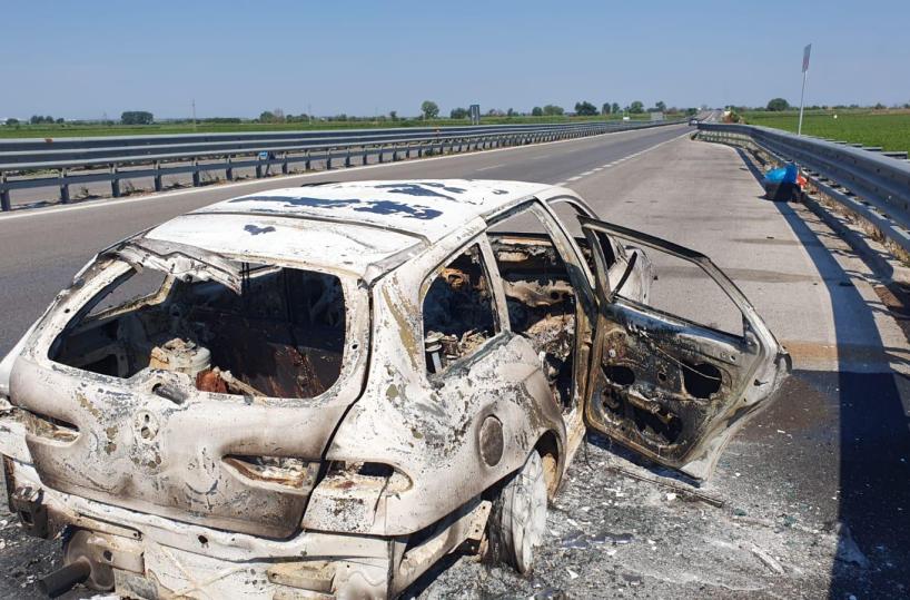 Tentato assalto a portavalori sulla SS16 a Trinitapoli: c'è un ferito, strada chiusa