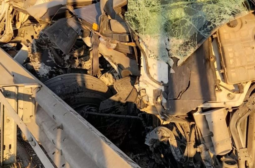 Tangenziale ovest di Lecce, incidente con un ferito tra due mezzi pesanti