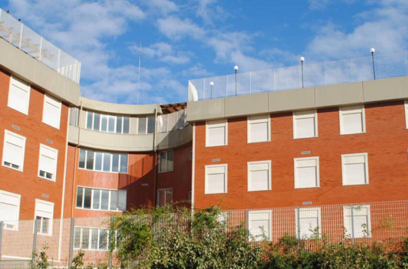 Arpal, il pasticcio della nuova sede con piscina a Bari