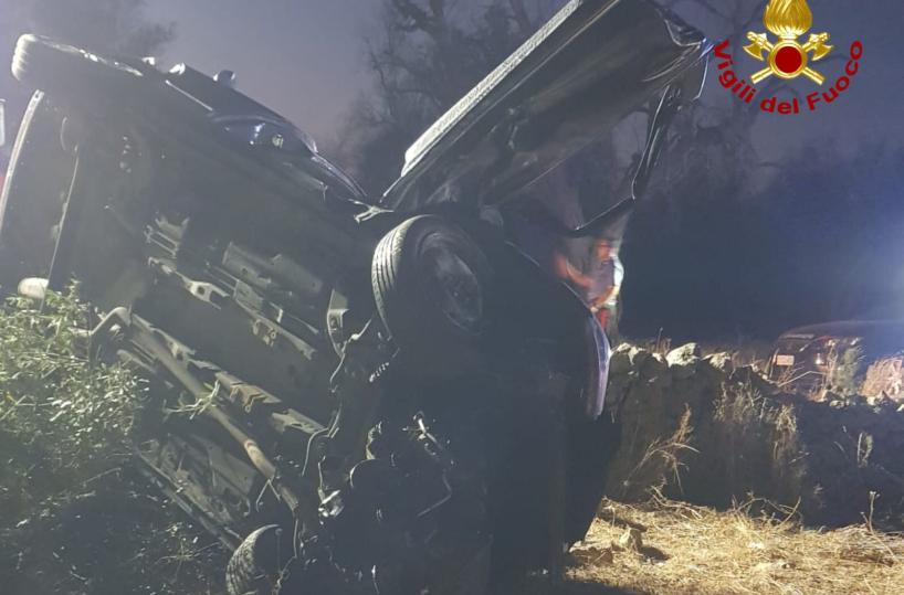Incidente sulla Porto Cesareo-Leverano, auto si ribalta: due ragazze in ospedale