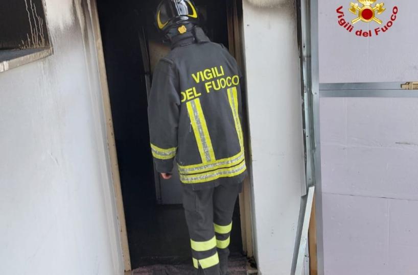 Fiamme a Ostuni e nel Leccese: in fumo 40 ettari di macchia mediterranea
